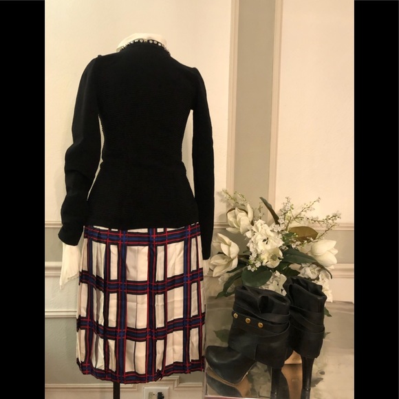 LIKE NEW-Blumarine-Ribbed Cardigan w/Removable Jewel Collar, size Small-Stretchy - Picture 4 of 6